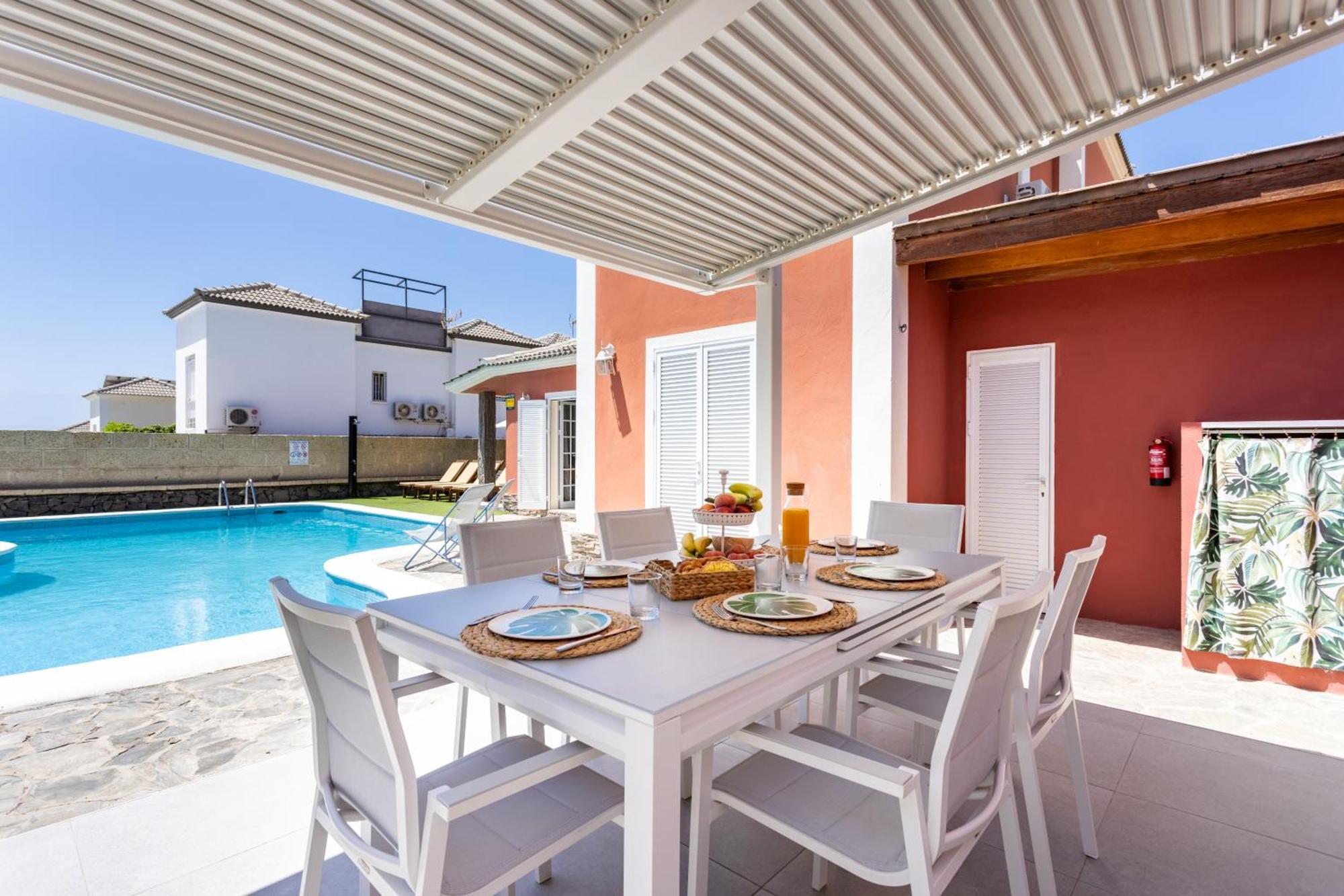 Villa Chloe Costa Adeje Tenerifesummervillas Giant Private Pool 11 Meters Long Esterno foto