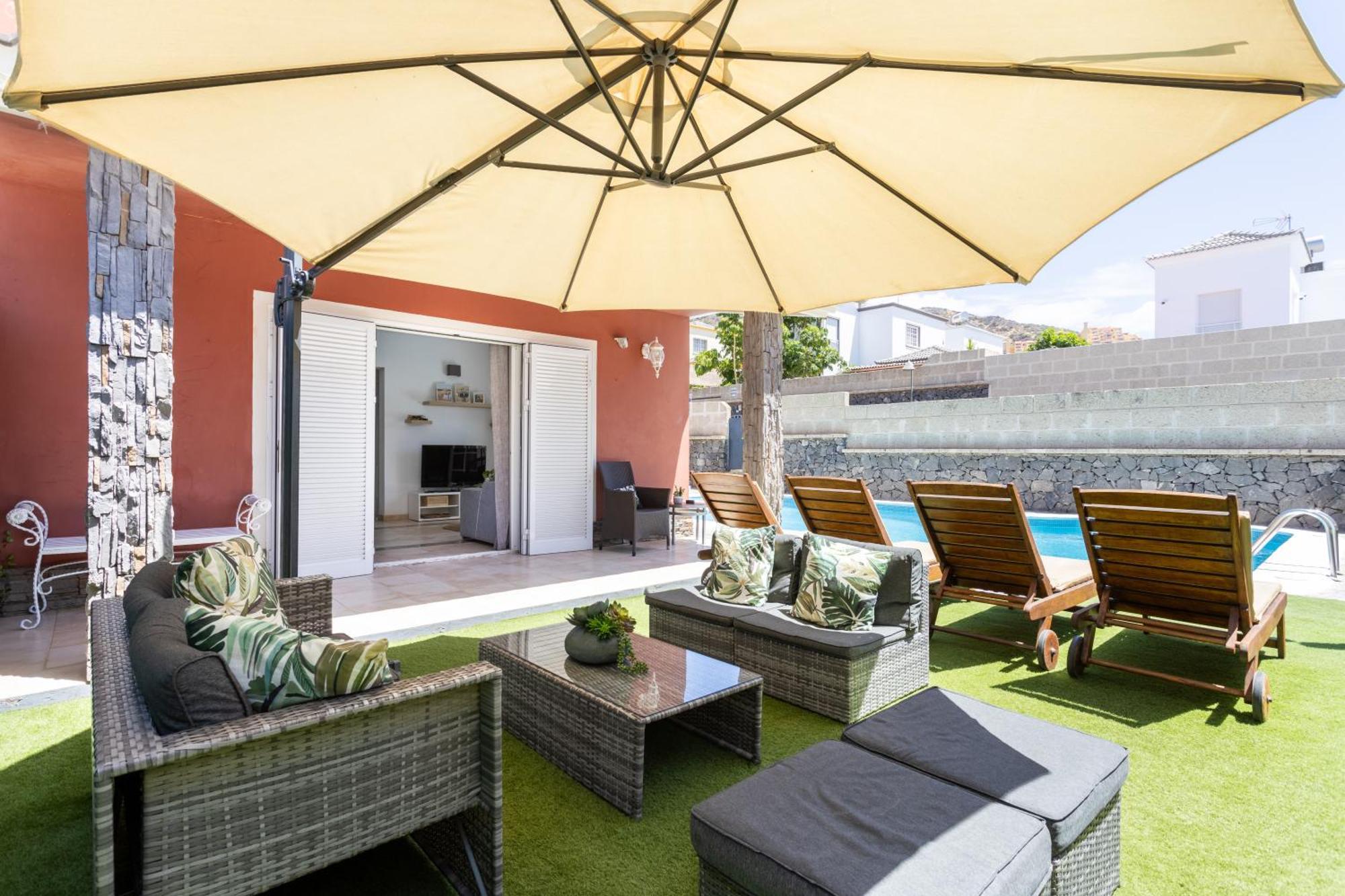 Villa Chloe Costa Adeje Tenerifesummervillas Giant Private Pool 11 Meters Long Esterno foto