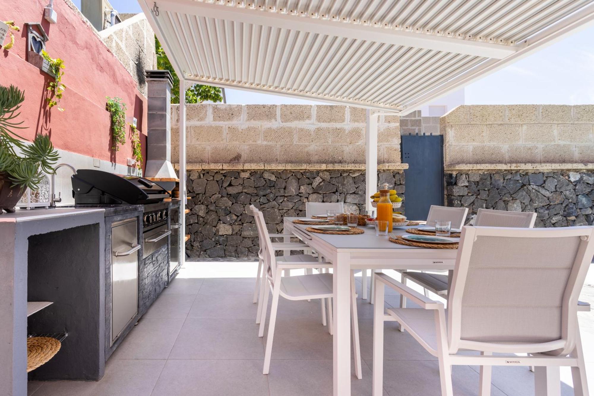 Villa Chloe Costa Adeje Tenerifesummervillas Giant Private Pool 11 Meters Long Esterno foto